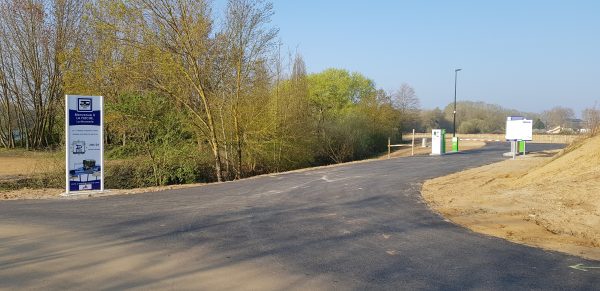 L'aire de la Flèche est gérée par Camping-Car Park. 