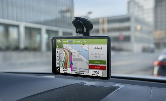 Gardez un œil sur la route avec les GPS Garmin pour camping-cars avec  caméra intégrée - Équipements et accessoires
