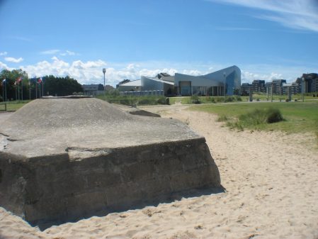 Juno Beach (second plan)