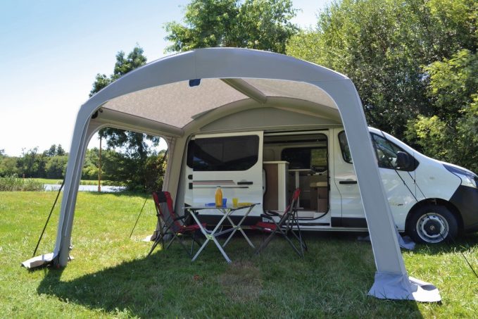 Berger, Auvent Camping Car Touring Easy-XL, Auvent Caravane, Fourgon, Van  aménagé, Auvent Gonflable pour Camping Car, Auvent Anti Moustique, Camping Accessoires
